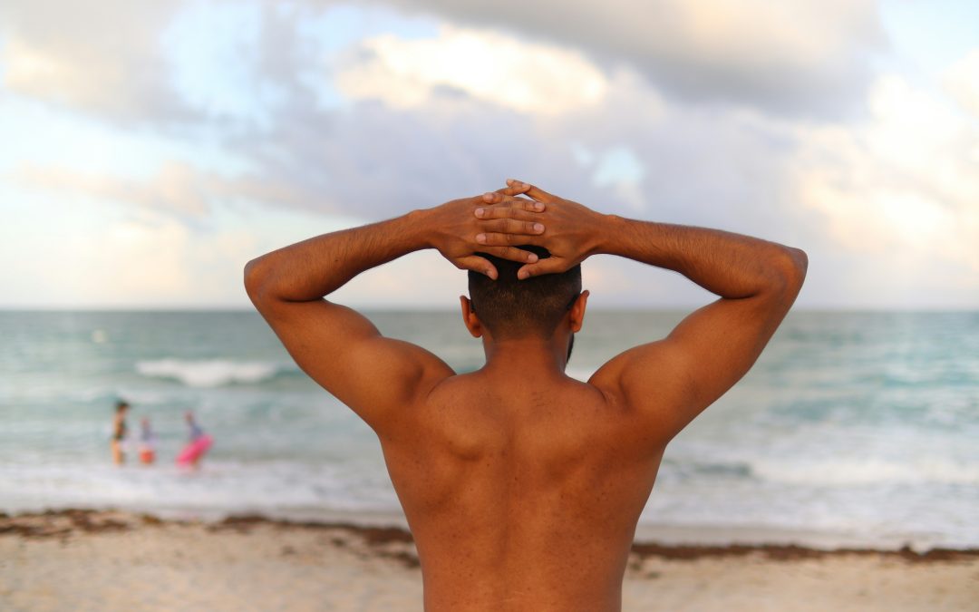 How to relieve back pain and lower back pain? Our back pain physiotherapist’s top tips.